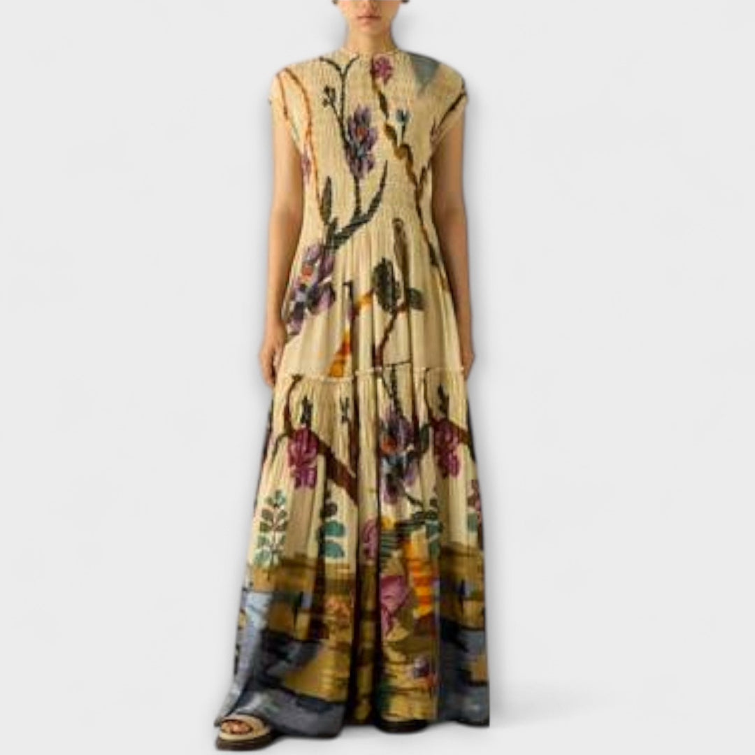 Pliseerattu Maxi-mekko kuviollisena