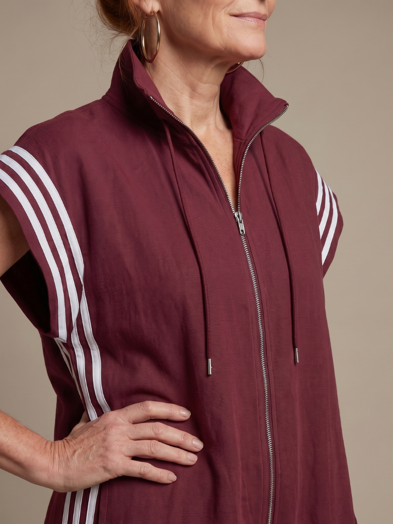 Lark | Raidallinen jumpsuit edestä vedettävällä vetoketjulla