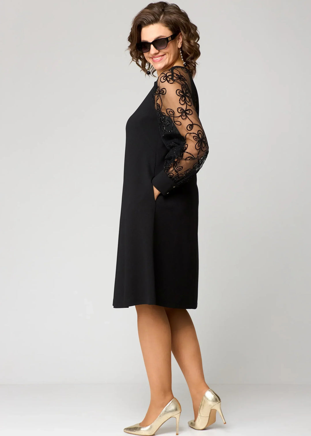 Bella™ - Elegantti Pitkähiha Mekko