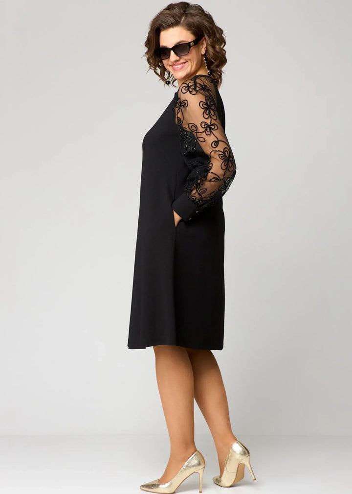 Bella™ - Elegantti Pitkähiha Mekko