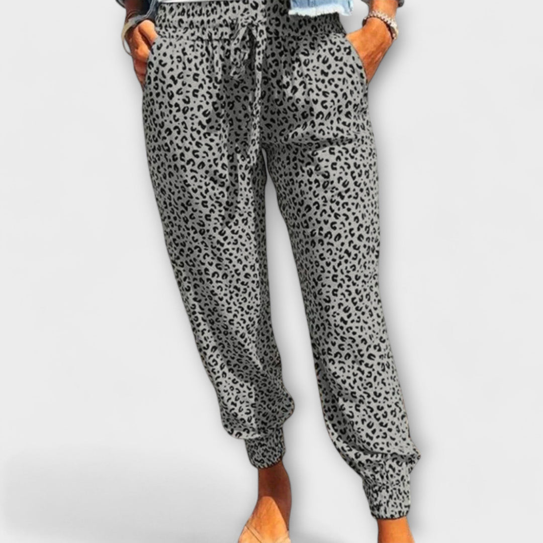 Feli - Leo-housut avaralla leikkauksella