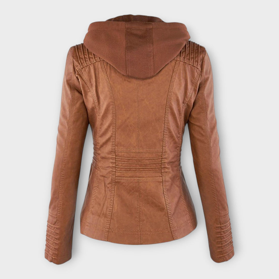 Nykytyylinen nahkatakki hupulla ja ajattomalla designilla